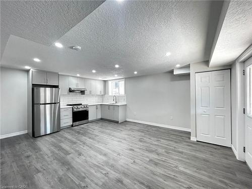 26 Watervale Drive, Kitchener, ON - Indoor Photo Showing Kitchen