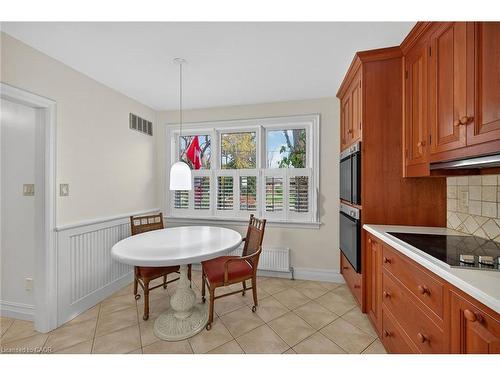 842 Forest Glen Avenue, Burlington, ON - Indoor