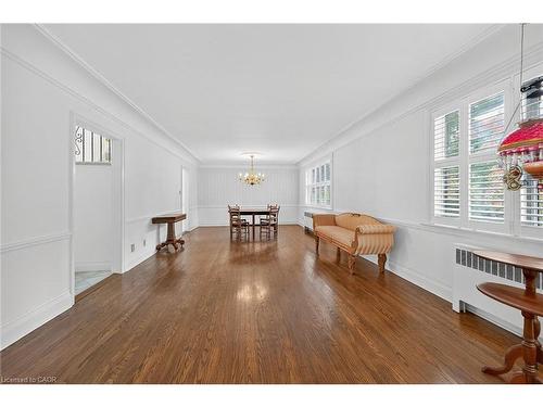 842 Forest Glen Avenue, Burlington, ON - Indoor