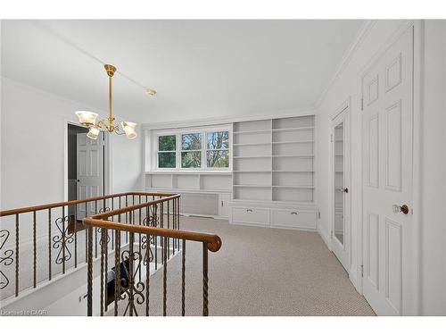 842 Forest Glen Avenue, Burlington, ON - Indoor Photo Showing Other Room