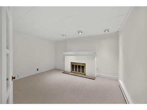 842 Forest Glen Avenue, Burlington, ON - Indoor With Fireplace