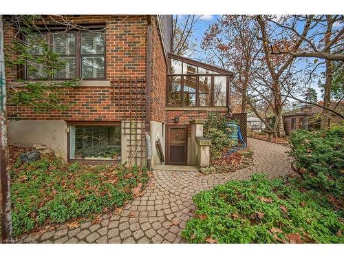 842 Forest Glen Avenue, Burlington, ON - Outdoor