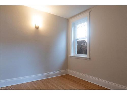 7-229 Hess Street S, Hamilton, ON - Indoor Photo Showing Other Room