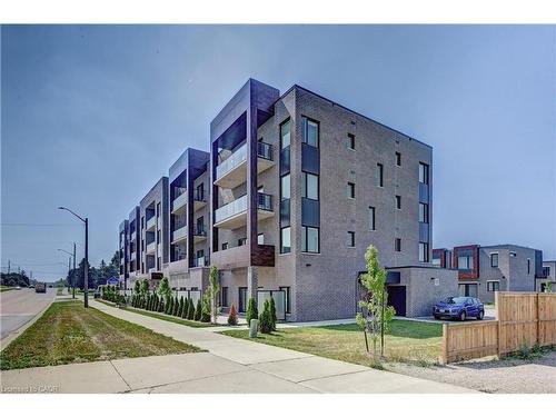 212-408 Dundas Street S, Cambridge, ON - Outdoor