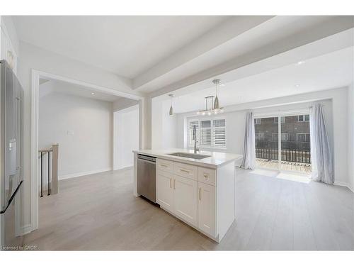 244 Ellen Davidson Drive, Oakville, ON - Indoor Photo Showing Kitchen