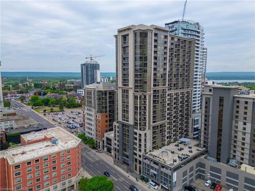 910-150 Main Street W, Hamilton, ON - Outdoor With Facade