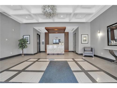 910-150 Main Street W, Hamilton, ON - Indoor Photo Showing Other Room