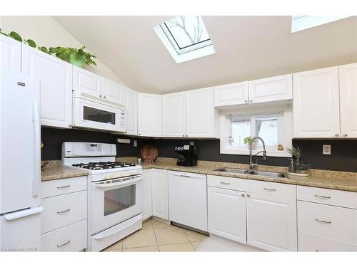 8190 Mud Street W, Grassie, ON - Indoor Photo Showing Kitchen With Double Sink