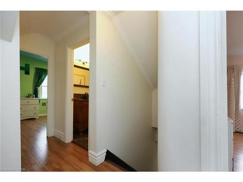 8190 Mud Street W, Grassie, ON - Indoor Photo Showing Other Room