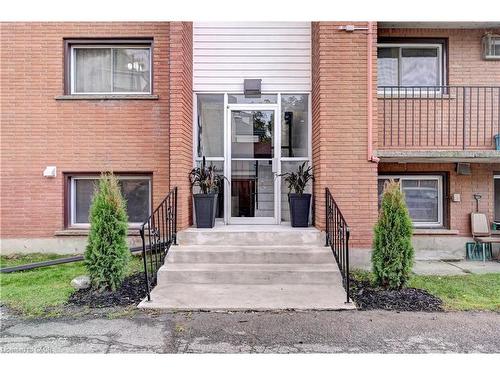 4-333 Garden Street, Cambridge, ON - Outdoor