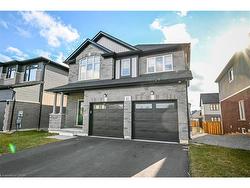 Lower-11 Overholt Drive  Thorold, ON L2V 0G4