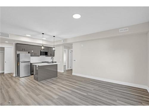 2D-261 King Street E, Hamilton, ON - Indoor Photo Showing Kitchen