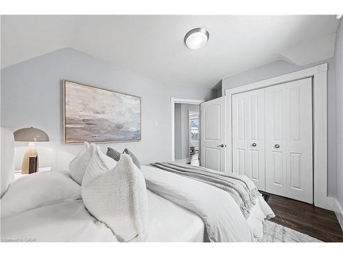 11 Heins Avenue, Kitchener, ON - Indoor Photo Showing Bedroom