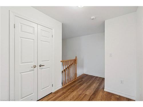 1226 Plato Drive, Fort Erie, ON - Indoor Photo Showing Other Room