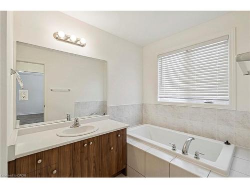 1226 Plato Drive, Fort Erie, ON - Indoor Photo Showing Bathroom