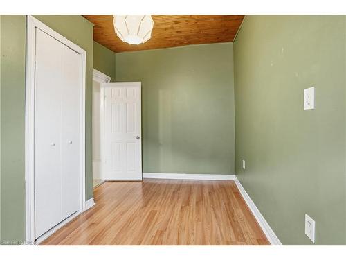 313 Mary Street, Hamilton, ON - Indoor Photo Showing Other Room