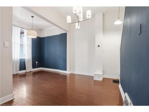 313 Mary Street, Hamilton, ON - Indoor Photo Showing Other Room