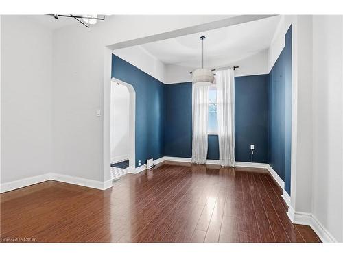313 Mary Street, Hamilton, ON - Indoor Photo Showing Other Room