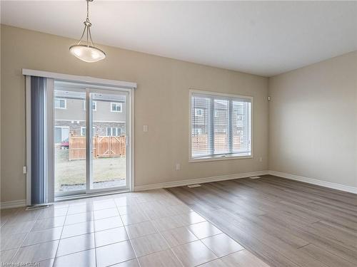 120 Sycamore Street, Welland, ON - Indoor Photo Showing Other Room