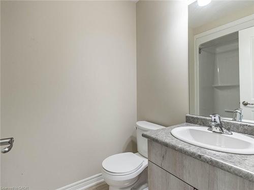 120 Sycamore Street, Welland, ON - Indoor Photo Showing Bathroom