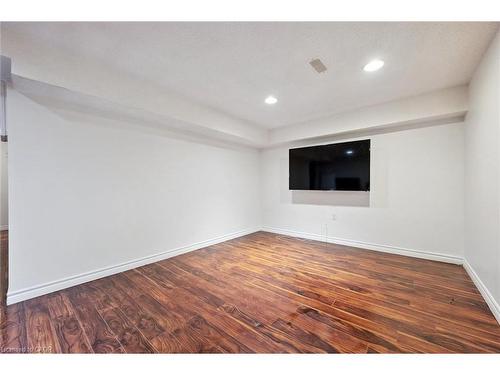 23 Tamvale Crescent, Kitchener, ON - Indoor