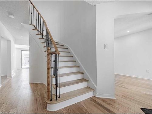 73 Ready Court, Brampton, ON - Indoor Photo Showing Other Room