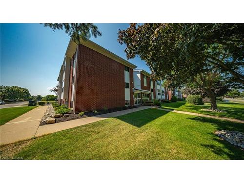 303-60 Donly Drive, Simcoe, ON - Outdoor