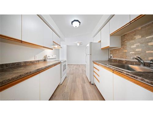 303-60 Donly Drive, Simcoe, ON - Indoor Photo Showing Kitchen