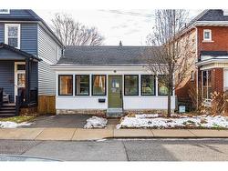 47 Tom Street  Hamilton, ON L8R 1X2