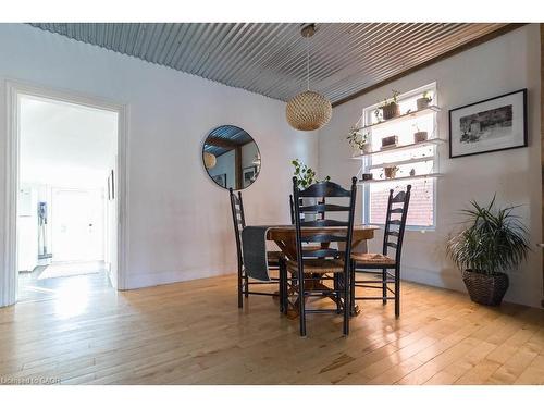 47 Tom Street, Hamilton, ON - Indoor Photo Showing Dining Room