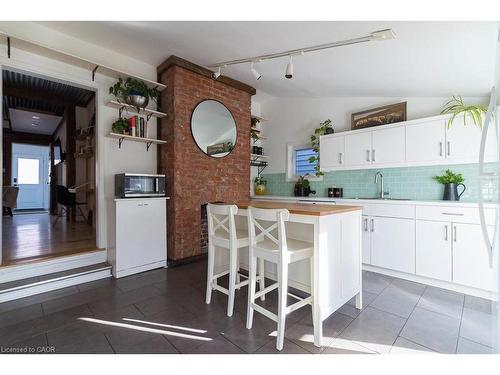 47 Tom Street, Hamilton, ON - Indoor Photo Showing Kitchen