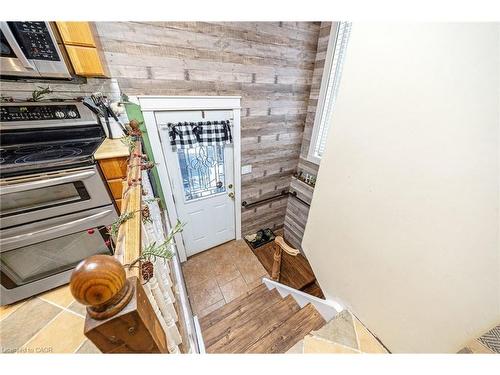 1320 Bunnell Drive, Burlington, ON -  Photo Showing Other Room