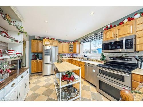1320 Bunnell Drive, Burlington, ON - Indoor Photo Showing Kitchen With Stainless Steel Kitchen With Double Sink