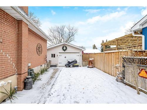 1320 Bunnell Drive, Burlington, ON - Outdoor With Exterior