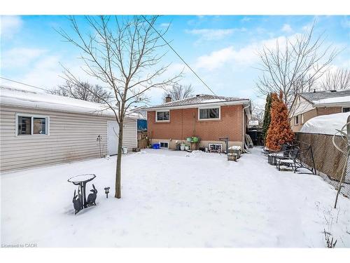 1320 Bunnell Drive, Burlington, ON - Outdoor