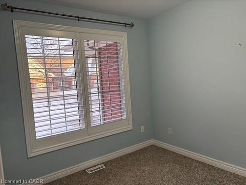 4086 Simons Lane, Vineland, ON - Indoor Photo Showing Other Room