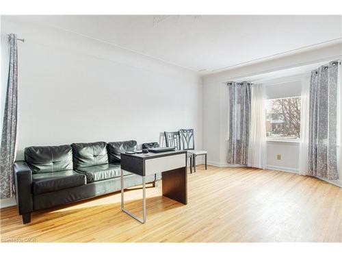 773 Queensdale Avenue E, Hamilton, ON - Indoor