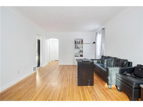 773 Queensdale Avenue E, Hamilton, ON - Indoor