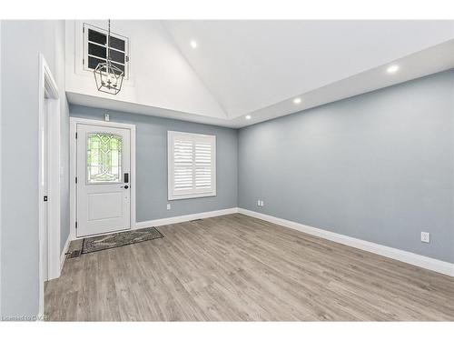 95 Houghton Avenue N, Hamilton, ON - Indoor Photo Showing Other Room