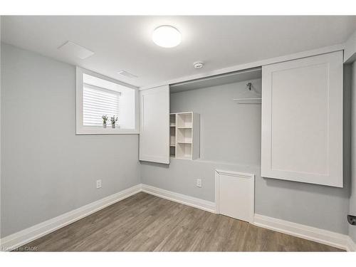 95 Houghton Avenue N, Hamilton, ON - Indoor Photo Showing Other Room
