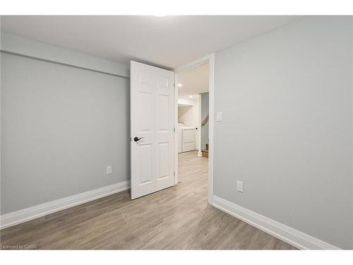 95 Houghton Avenue N, Hamilton, ON - Indoor Photo Showing Other Room