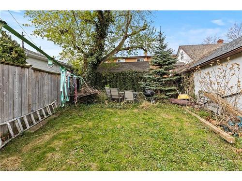 362 Carlton Street, St. Catharines, ON - Outdoor