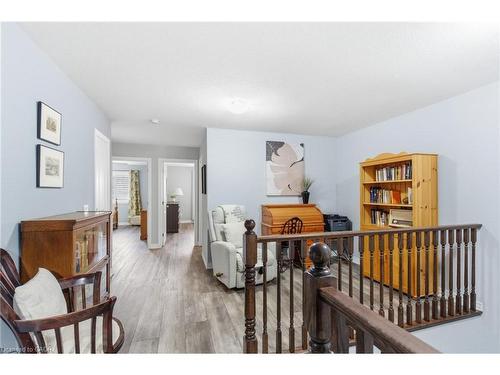 11-5056 New Street, Burlington, ON - Indoor