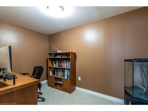 22 Redwing Road, Hamilton, ON - Indoor Photo Showing Office