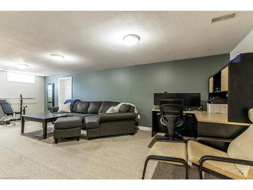 22 Redwing Road, Hamilton, ON - Indoor