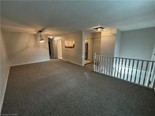 Upper-102 Bonaventure Drive, London, ON - Indoor Photo Showing Other Room