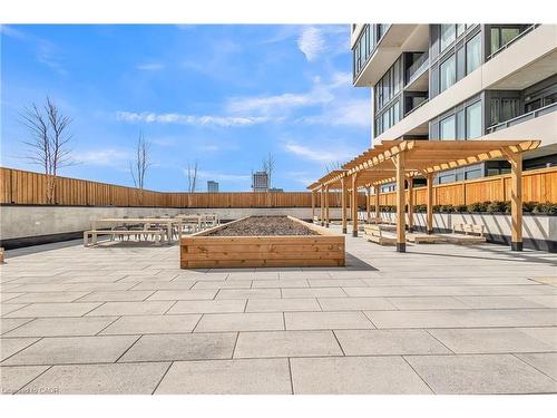 412-859 The Queensway, Toronto, ON - Outdoor