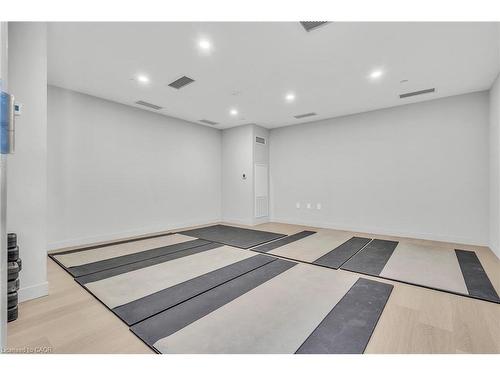412-859 The Queensway, Toronto, ON - Indoor