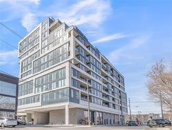 412-859 The Queensway  Toronto, ON M8Z 1N8