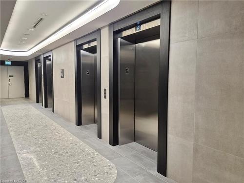 2201-25 Wellington Street S, Kitchener, ON - Indoor Photo Showing Other Room